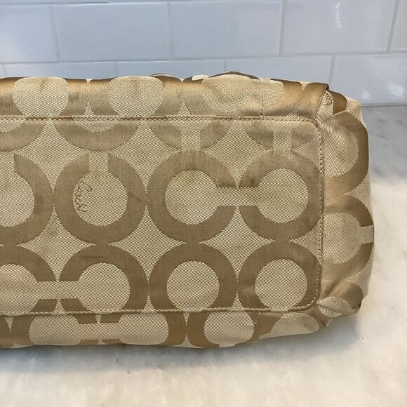 Coach Signature Logo Parker Optic Art Kisslock Satchel Shoulder Bag - Picture 7 of 15